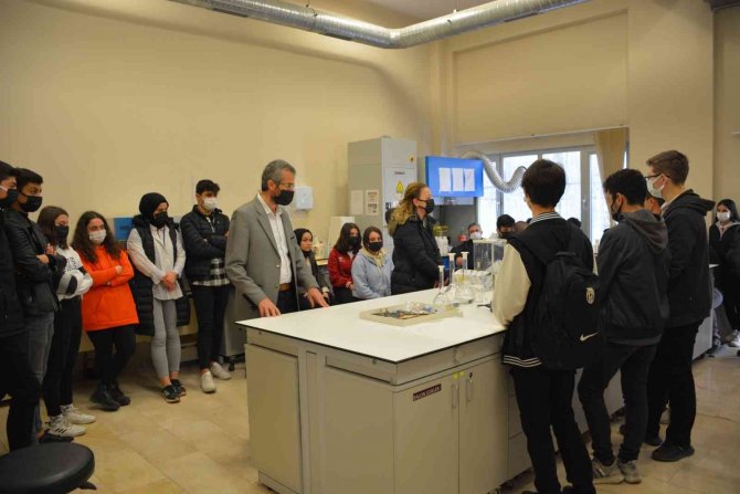 Şehirle Bütünleşen Üniversite