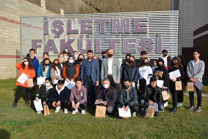 Şehirle Bütünleşen Üniversite