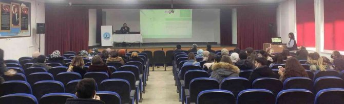 Narkotik Polisi Özalp’ta Kamu Kuruluşları Çalışanlarına Yönelik ‘Narkorehber’ Faaliyetleri Hakkında Bilgilendirme Yaptı