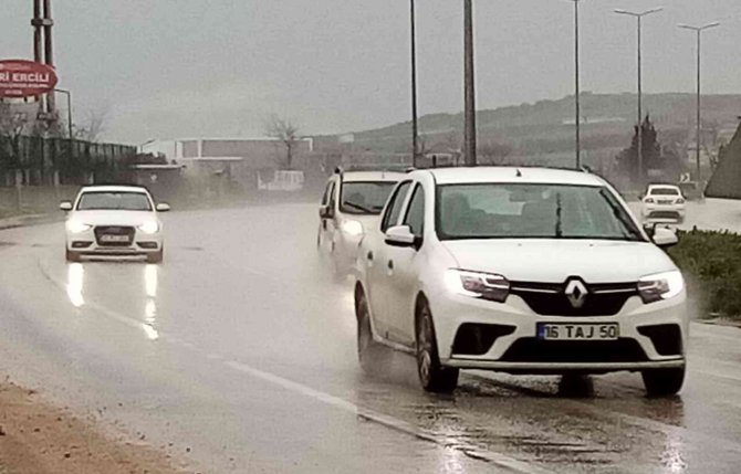 Bandırma’da Sağanak Yağış