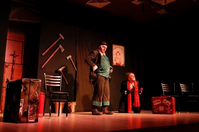 ‘Yaşlı Bir Palyaço Aranıyor’ İsimli Oyun Seyirci İle Buluştu