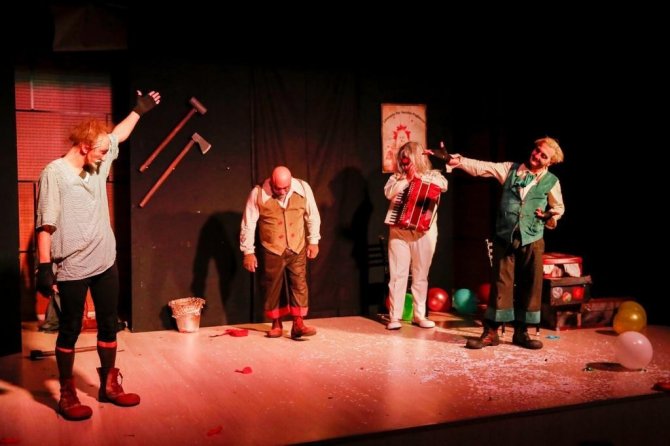 ‘Yaşlı Bir Palyaço Aranıyor’ İsimli Oyun Seyirci İle Buluştu