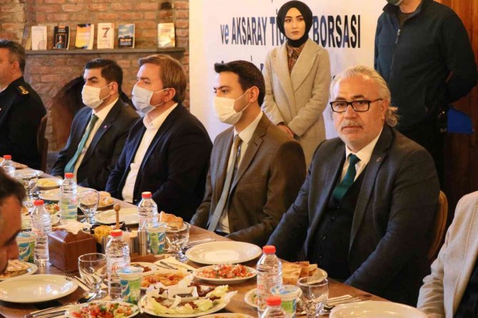 Aksaray’da İşadamları Bürokratlarla Bir Araya Geldi