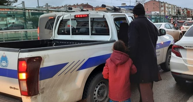 Zabıtadan Dilenci Operasyonu: 96 Kişi Suçüstü Yakalandı