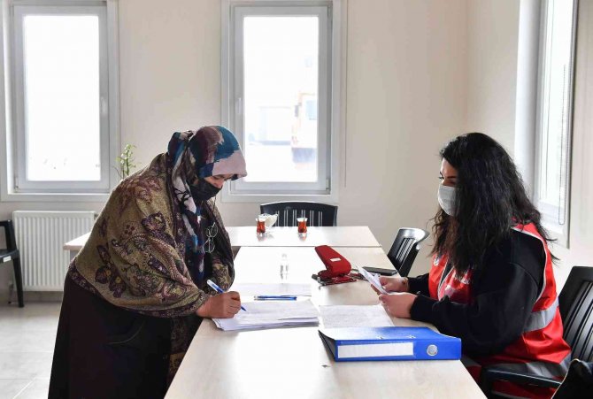 Abb’den Hayvan Yetiştiricisi Kadınlara Destek