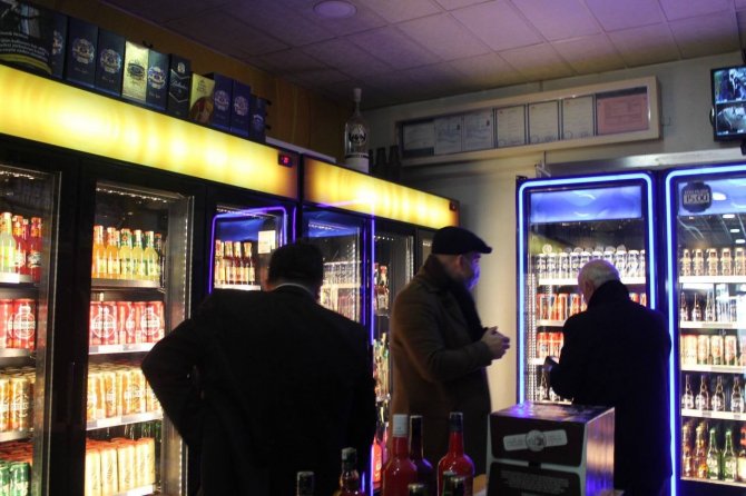 Bayburt’ta Yılbaşı Öncesi Alkol Satış Yerleri Ve Eğlence Mekanları Denetlendi