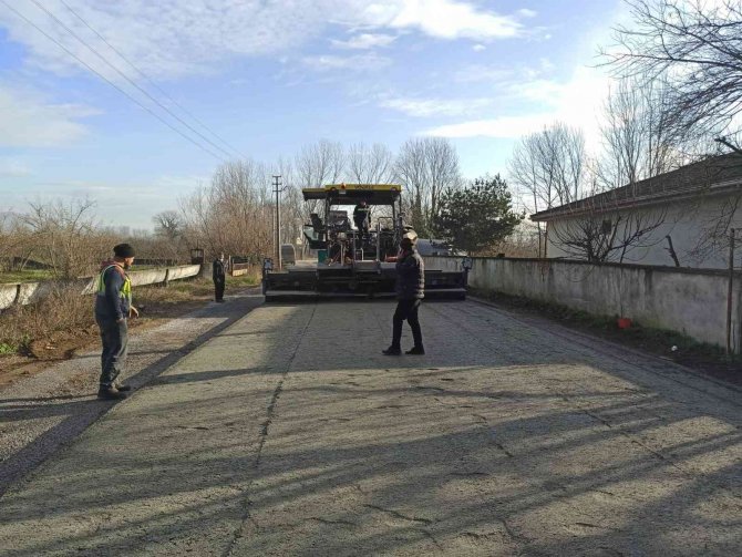Düzce’de Köy Yolları Beton Oluyor