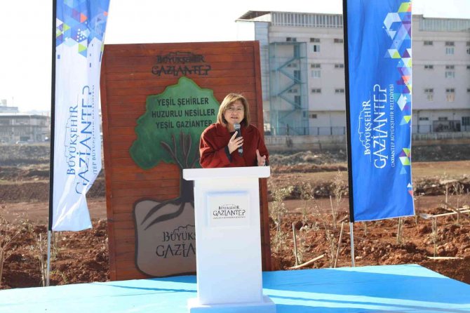 Yeşil Şehirler Huzurlu Nesiller Projesinin 23. Durağı Aydınlar Mahallesi Oldu