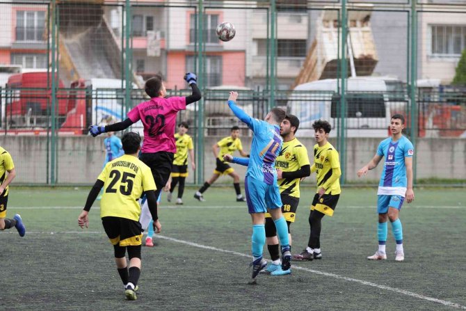Gemlik Belediyespor Puanları Paylaştı
