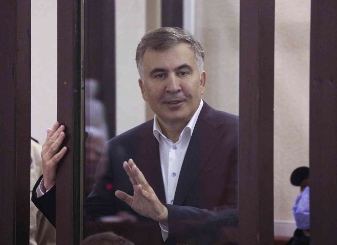 Gürcistan’ın Eski Cumhurbaşkanı Saakaşvili Yeniden Cezaevine Sevk Edildi