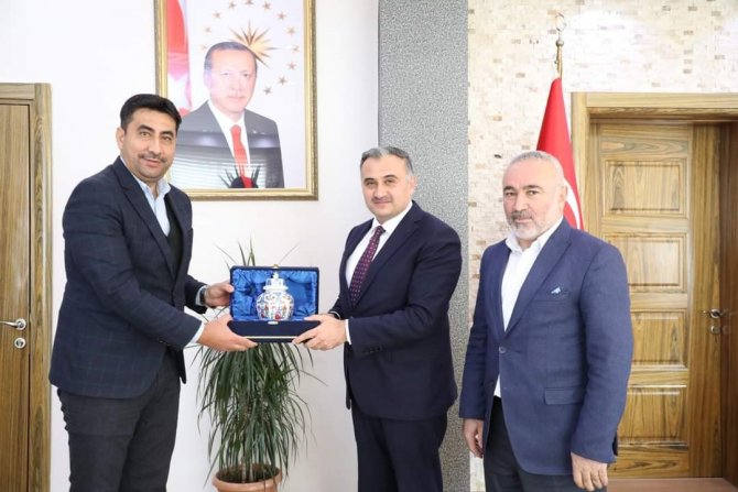 Develi Belediyesi’nde Sözleşme Sevinci