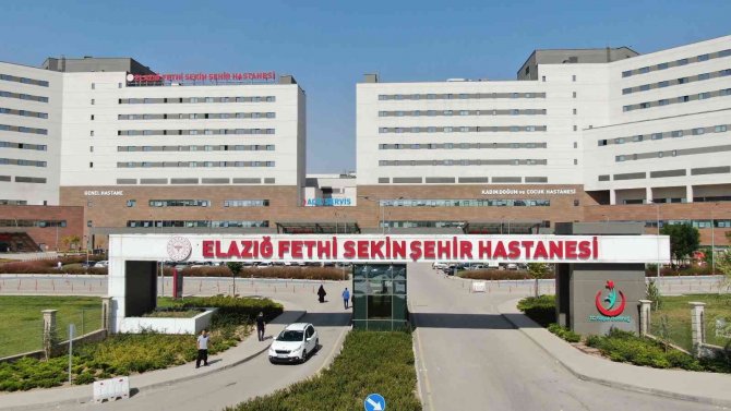 İ̇lk Yerli Aşı Turkovac Elazığ’da Uygulanmaya Başlandı