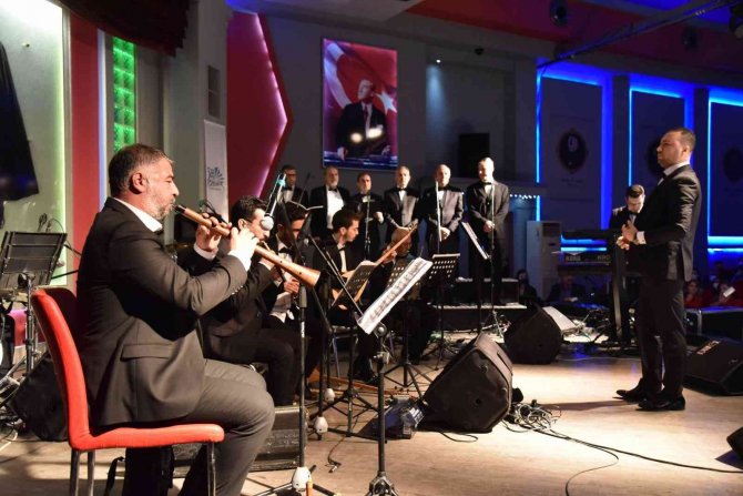 Büyükşehir Konservatuarı’ndan Muhteşem Konser