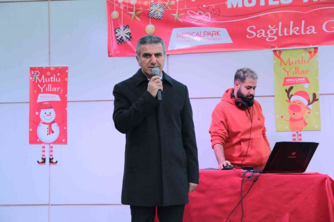 Sağlık Çalışanları 1 Yıllık Stres Attı