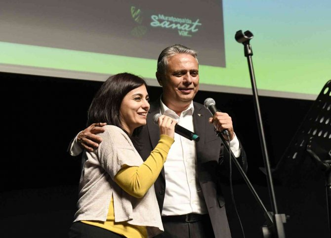 Muratpaşa Çalışanları Yeni Yılı Hep Birlikte Kutladı
