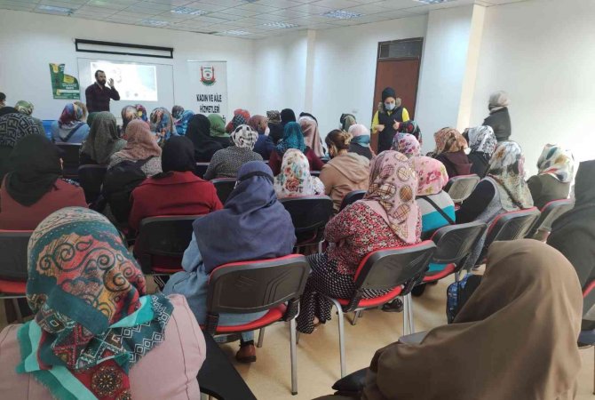 Şanlıurfa’da ‘En İ̇yi Narkotik Polisi, Anne’ Eğitimi