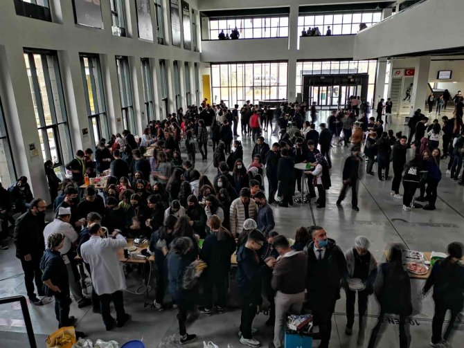 Tekden Öğrencilerinden Kardeş Okul İçin Hayır Panayırı