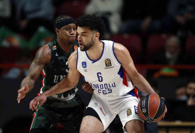 Thy Euroleague: Unıcs Kazan: 75 - Anadolu Efes: 67