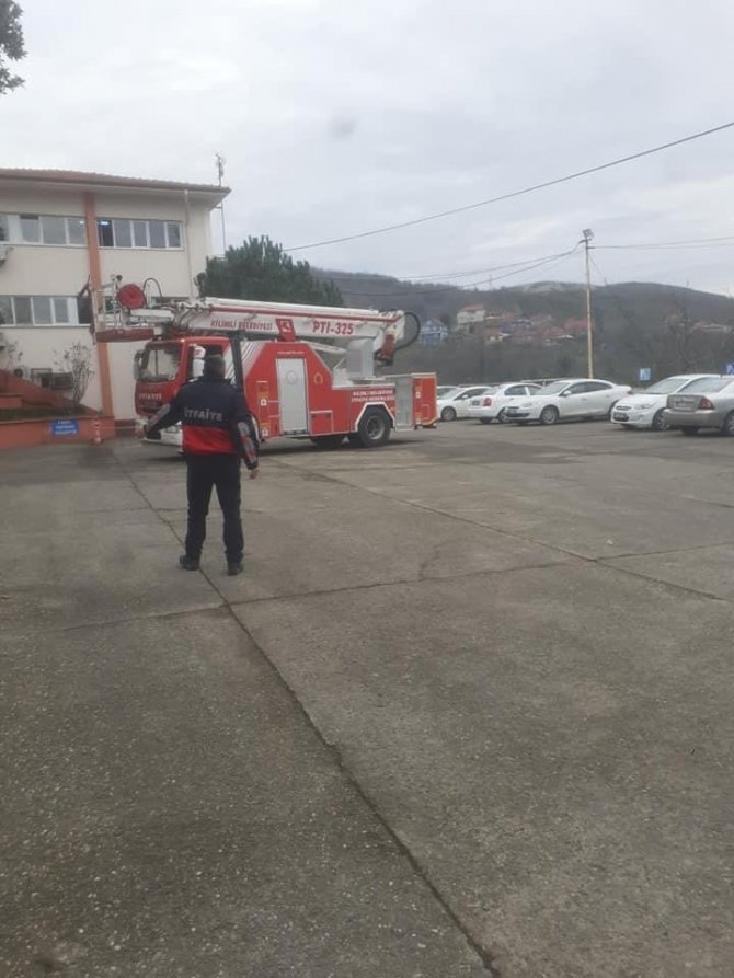 Makaraya Dolanan Bayrak Madencilerin Duyarlılığı Sayesinde Kurtarıldı