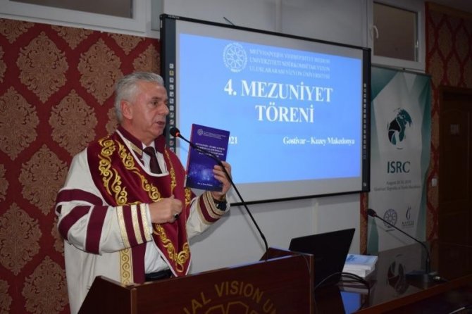 Vizyon’da 4 Mezuniyet Heyecanı