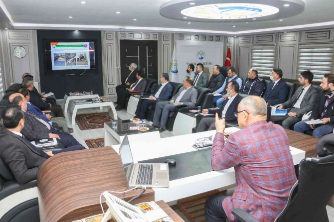 Öztürk: “Çalıştıkça Güçleniyor, Güçlendikçe Başarıyoruz”