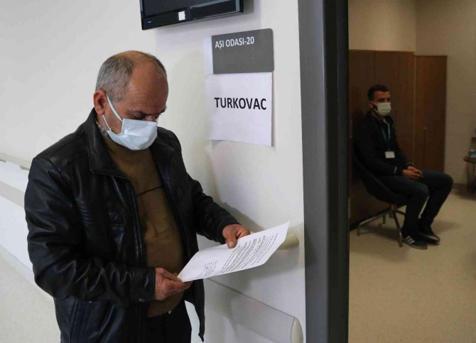 Yerli Aşıyı Yaptırdı, Aşısızlara Sitem Etti