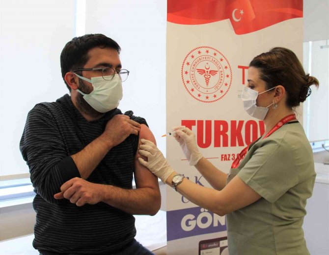 Yerli Aşı Turkovac’a Vatandaşlardan Yoğun İlgi