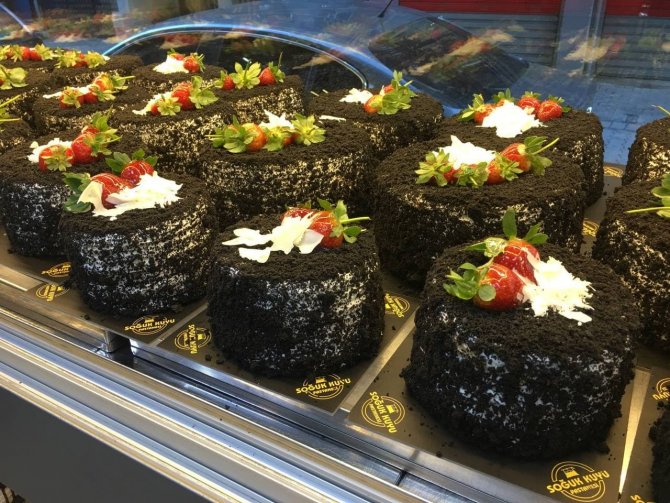 Pastanelerde Yeni Yıl Yoğunluğu Yaşanıyor