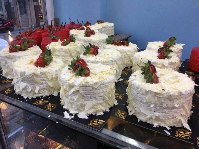 Pastanelerde Yeni Yıl Yoğunluğu Yaşanıyor