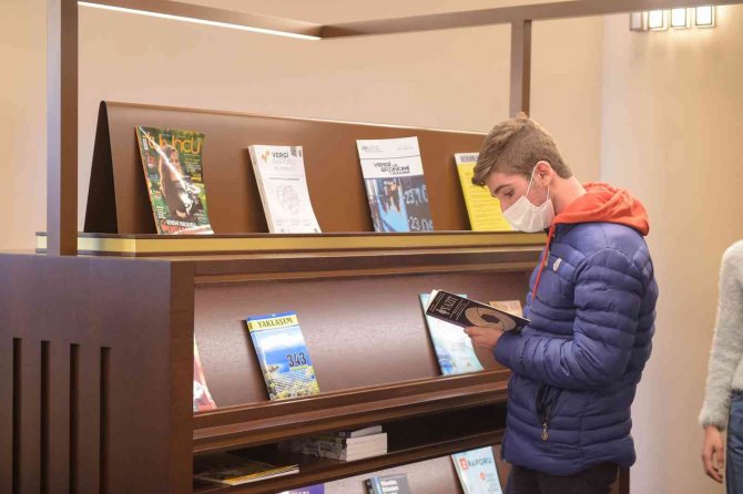 Altındağlı Gençler Millet Kütüphanesi’nde