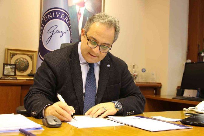 Bilim Kurulu Üyesi Prof. Dr. İ̇lhan’dan ‘Yılbaşı’ Uyarısı