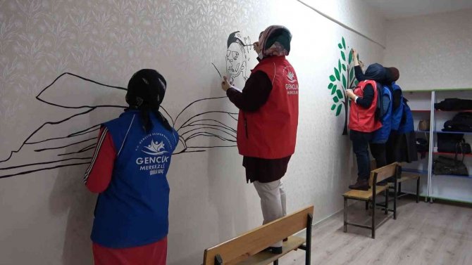 Dezavantajlı Okulların Kütüphaneleri Gençlerle Renkleniyor