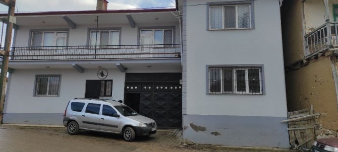 Hırsızlar Evi Talan Etti, 40 Bin Liralık Malzemeyi Alıp Kayıplara Karıştı