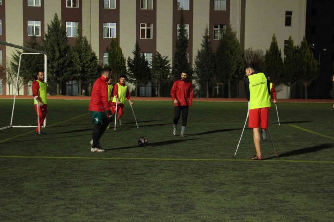 Denizli Ampute Futbol Takımı, Kayseri’ye 3 Puan İçin Gidiyor