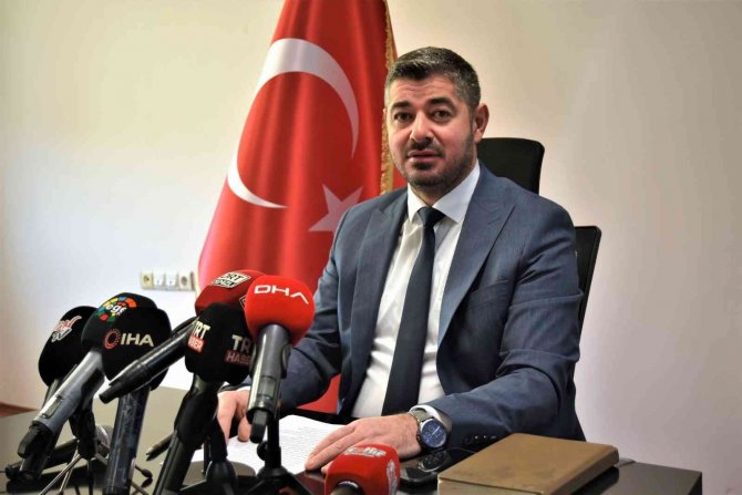 Mehmet Uz: "Transfer Yasağını Kaldırabilecek Babayiğit Varsa Ben Bekliyorum"
