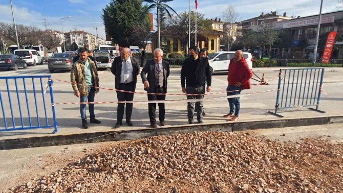 Yenikent’e Aydınlatma Düzenlemeleri Yapılıyor