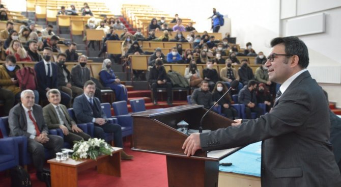 Dpü’de Türk Dış Ve Güvenlik Politikaları Konferansı