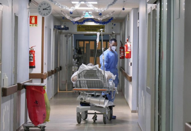 Dsö Avrupa Direktörü Kluge, 2022’de Covid-19 Vakalarına Karşı Uyardı