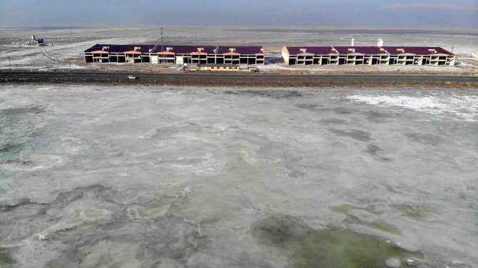 Buzla Kaplanan Erzurum Ovası Manzarasıyla Mest Etti