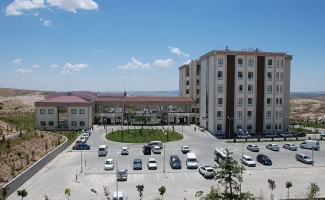 Erdemoğlu’ndan Sağlık Sektörüne Büyük Yardım