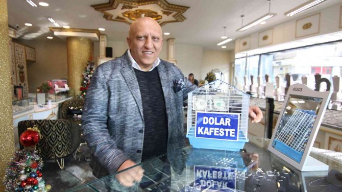Doları Kafese Koydu, Alışverişlerinde Kuru 8 Liraya Sabitledi