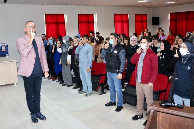 Üniversiteli Gençlere “Stres Yönetimi” Semineri
