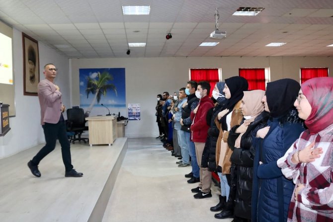 Üniversiteli Gençlere “Stres Yönetimi” Semineri