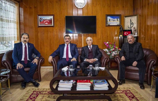 Gürkan: “Malatya Türkiye’nin Ve Dünyanın Parlayan Yıldızı Olacak”