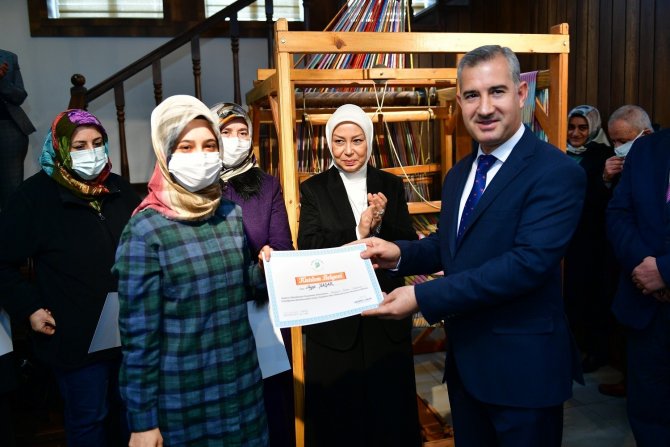 Malatya Ve Yeşilyurt’un Simgelerinin Yer Aldığı Halılara Yoğun İlgi