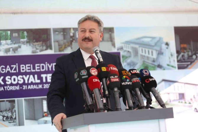 Melikgazi Belediyesi 2021 Yılını Temel Atma İle Tamamladı