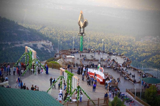 2021 Yılının Parlayan Yıldızı Pamukkale Belediyesi Oldu
