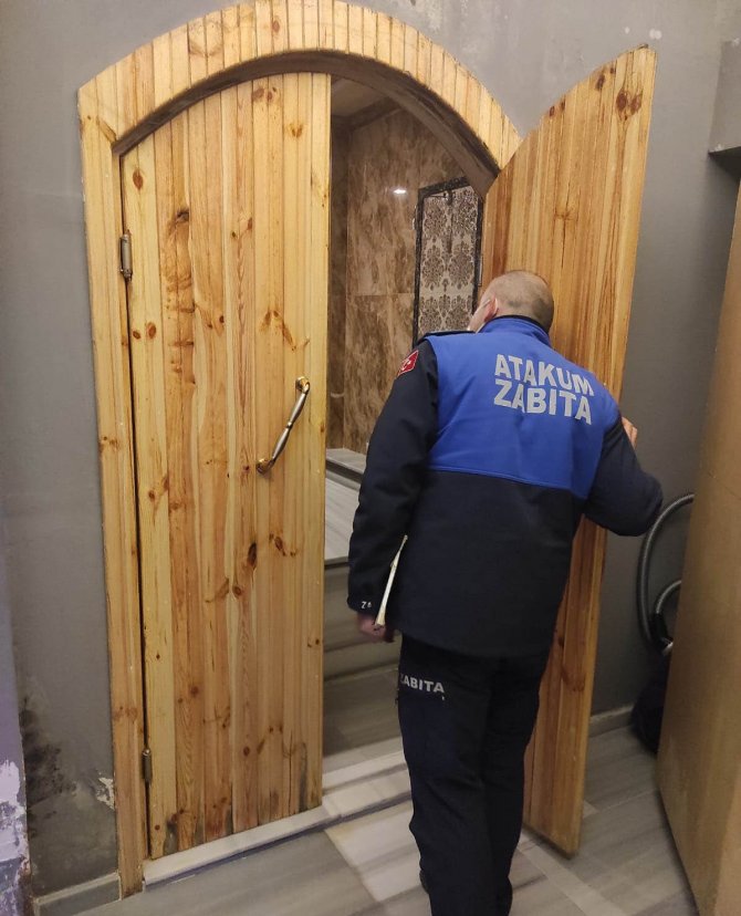 Atakum Zabıtası Ruhsatsız ‘Gizli Hamamı’ Buldu