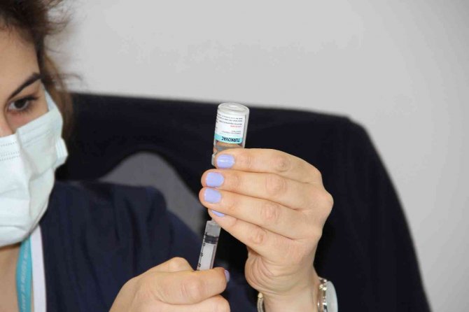 Mersin’de Yerli Aşı Turkovac Uygulanmaya Başlandı