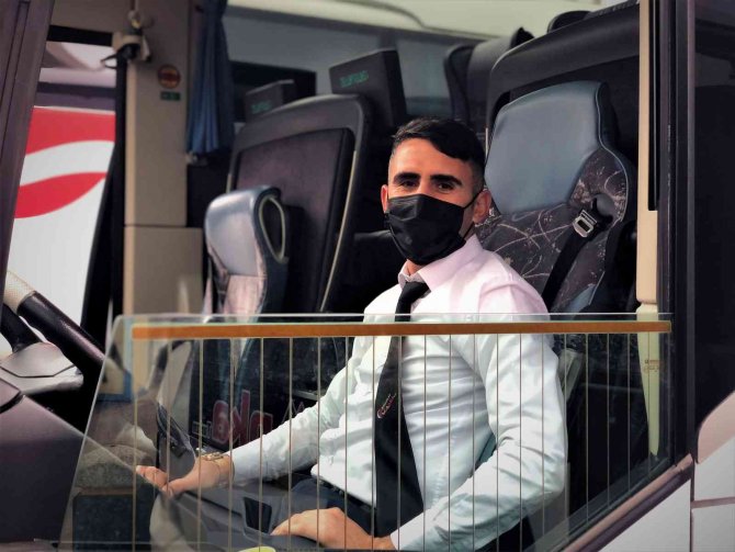 Yılın Son Gününde Otogarda Yoğunluk